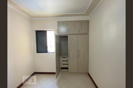 Apartamento à venda com 72m², 2 quartos e 1 vagaQuarto 02
