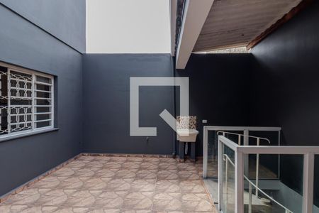 Casa à venda com 214m², 3 quartos e 5 vagasQuintal 