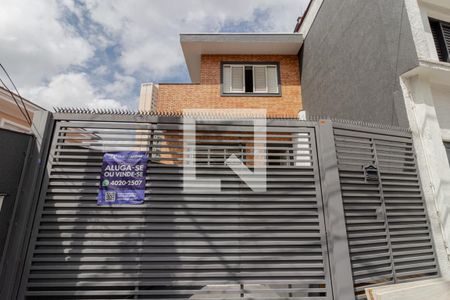 Casa à venda com 214m², 3 quartos e 5 vagasFachada 