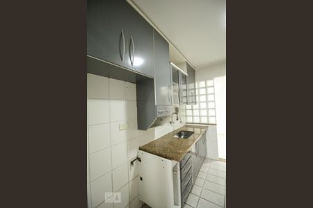 Apartamento para alugar com 74m², 2 quartos e 1 vagaCozinha