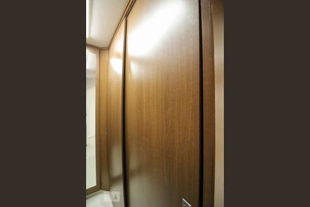 Apartamento para alugar com 74m², 2 quartos e 1 vagaCloset Quarto 2