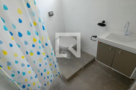 Casa para alugar com 40m², 1 quarto e sem vaga Casa para alugar com 40m², 1 quarto e sem vagaBanheiro
