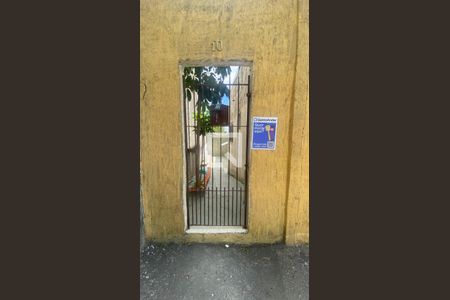 Casa para alugar com 40m², 1 quarto e sem vaga Casa para alugar com 40m², 1 quarto e sem vagaFachada