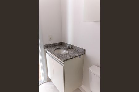 Studio à venda com 25m², 1 quarto e sem vagaKitnet - Banheiro