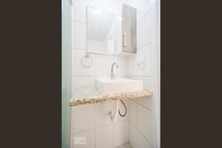 Banheiro de apartamento para alugar com 3 quartos, 60m² em Vila Bela, São Paulo