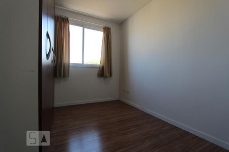 Quarto 2 de apartamento para alugar com 2 quartos, 58m² em Água Verde, Curitiba