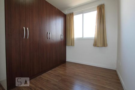 Quarto 2 de apartamento para alugar com 2 quartos, 58m² em Água Verde, Curitiba