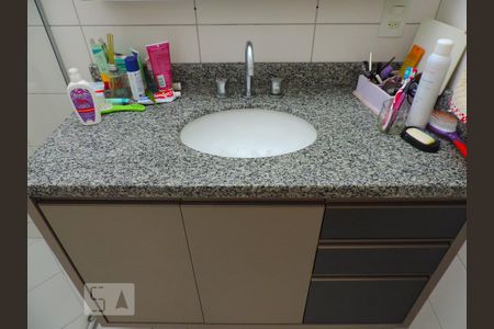 Lavabo de apartamento para alugar com 2 quartos, 118m² em Lagoa da Conceição, Florianópolis
