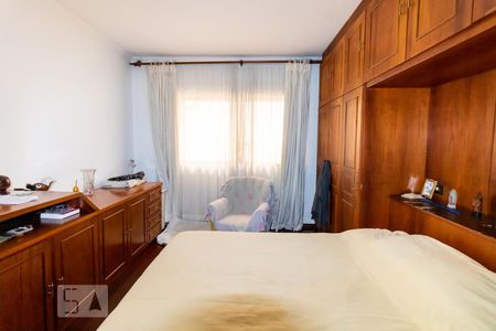 Casa à venda com 330m², 4 quartos e sem vagaSuíte 1