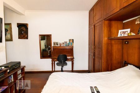 Casa à venda com 330m², 4 quartos e sem vagaSuíte 2
