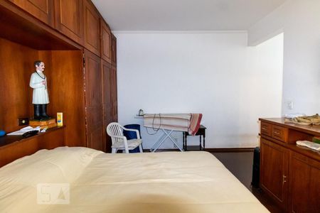 Casa à venda com 330m², 4 quartos e sem vagaSuíte 1