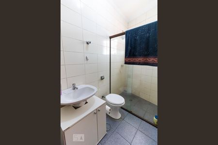 Casa à venda com 330m², 4 quartos e sem vagaBanheiro da Suíte 4