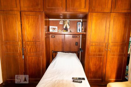 Casa à venda com 330m², 4 quartos e sem vagaSuíte 2