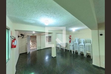 Apartamento à venda com 69m², 3 quartos e 1 vaga Apartamento à venda com 69m², 3 quartos e 1 vagaÁrea comum - Salão de festas