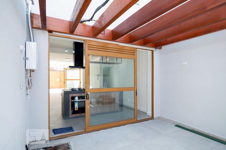 Casa à venda com 120m², 2 quartos e sem vaga Casa à venda com 120m², 2 quartos e sem vagaQuintal