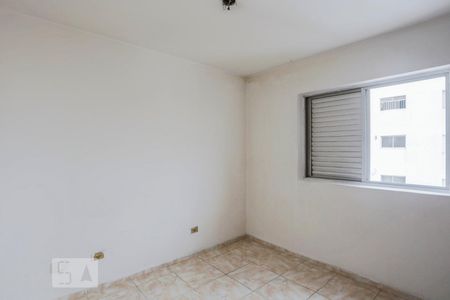 Quarto 1 de apartamento para alugar com 2 quartos, 65m² em Vila Firmiano Pinto, São Paulo