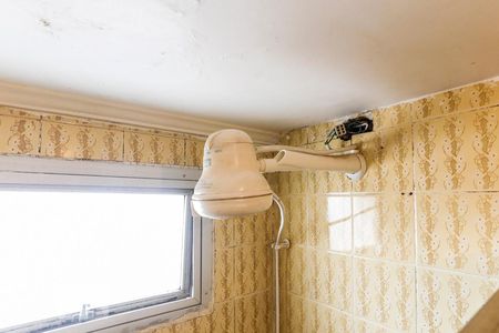 Banheiro de apartamento para alugar com 2 quartos, 65m² em Vila Firmiano Pinto, São Paulo