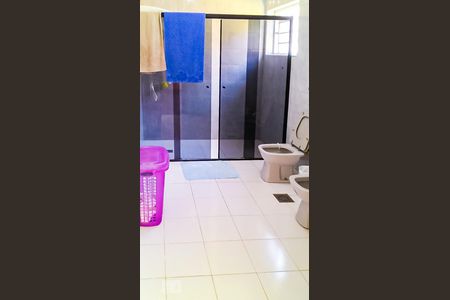Banheiro de casa à venda com 5 quartos, 600m² em Parque Taquaral, Campinas