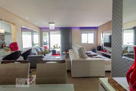 Sala de apartamento à venda com 3 quartos, 75m² em Ferreira, São Paulo