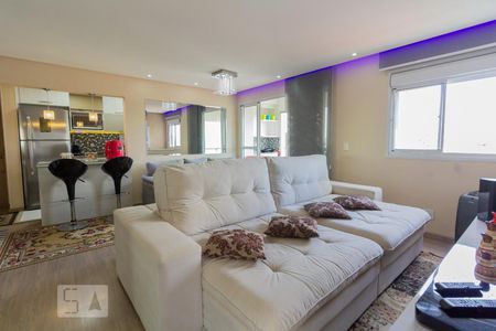 Sala de apartamento à venda com 3 quartos, 75m² em Ferreira, São Paulo