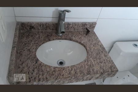 Casa para alugar com 120m², 3 quartos e 2 vagas Casa para alugar com 120m², 3 quartos e 2 vagasBanheiro Suíte