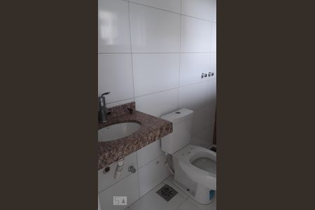 Casa para alugar com 120m², 3 quartos e 2 vagas Casa para alugar com 120m², 3 quartos e 2 vagasBanheiro Suíte