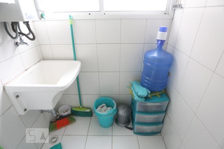 Apartamento para alugar com 70m², 3 quartos e 1 vagaÁrea de Serviço