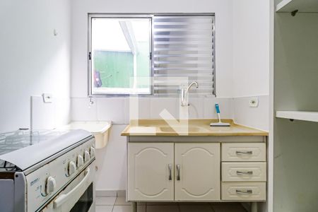 Cozinha de kitnet/studio para alugar com 1 quarto, 22m² em Vila Gomes, São Paulo