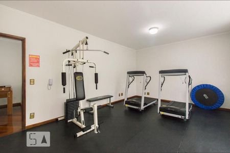 Apartamento para alugar com 123m², 3 quartos e 2 vagas Apartamento para alugar com 123m², 3 quartos e 2 vagasAcademia