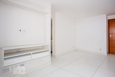 Sala de apartamento para alugar com 3 quartos, 84m² em Freguesia (jacarepaguá), Rio de Janeiro