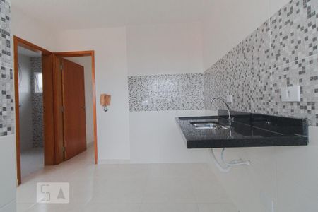 Cozinha de apartamento para alugar com 1 quarto, 33m² em Vila Prudente, São Paulo