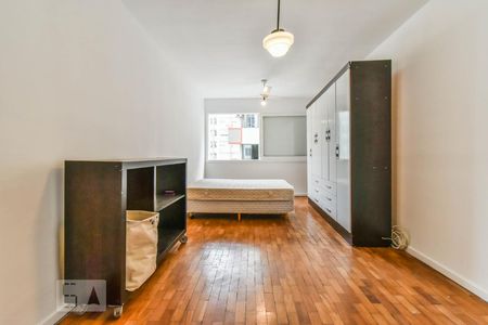 Studio para alugar com 33m², 1 quarto e 1 vaga Studio para alugar com 33m², 1 quarto e 1 vagaStudio