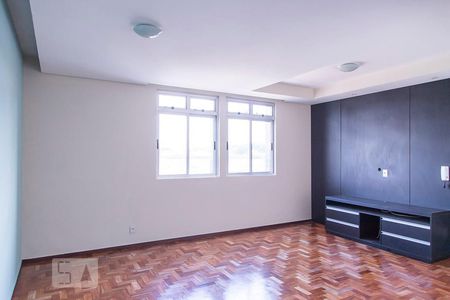 Sala de apartamento para alugar com 3 quartos, 86m² em Coração Eucarístico, Belo Horizonte