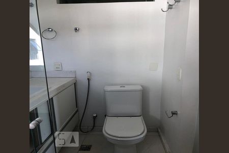 Apartamento à venda com 70m², 1 quarto e 1 vagaBanheiro 
