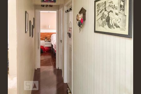 Apartamento à venda com 57m², 2 quartos e 1 vagaCorredor