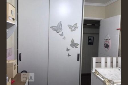 Apartamento à venda com 57m², 2 quartos e 1 vagaQuarto 2