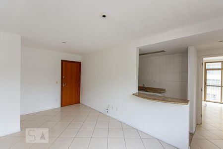 Apartamento para alugar com 88m², 1 quarto e 1 vagaSala