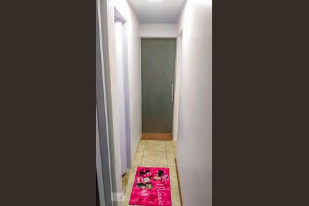 Casa à venda com 98m², 2 quartos e sem vaga Casa à venda com 98m², 2 quartos e sem vagaCorredor