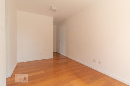 Sala de apartamento para alugar com 2 quartos, 60m² em Jaguaré, São Paulo