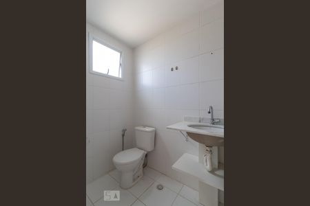 Banheiro de apartamento para alugar com 2 quartos, 60m² em Jaguaré, São Paulo