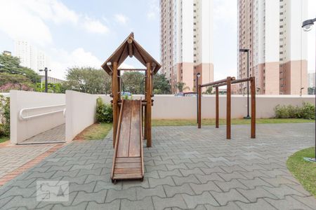 Apartamento para alugar com 60m², 2 quartos e 1 vaga Apartamento para alugar com 60m², 2 quartos e 1 vagaÁrea Comum – Playground