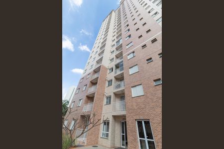 Apartamento para alugar com 60m², 2 quartos e 1 vaga Apartamento para alugar com 60m², 2 quartos e 1 vagaFachada