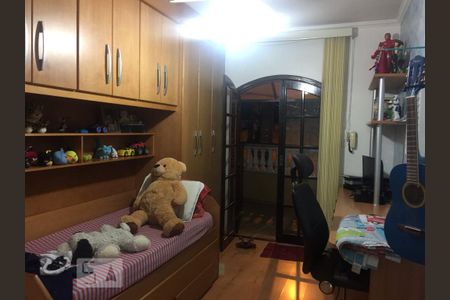 Quarto 2 de casa para alugar com 3 quartos, 190m² em Vila Nhocune, São Paulo