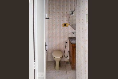 Banheiro de apartamento para alugar com 3 quartos, 75m² em Penha, Rio de Janeiro