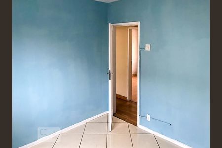 Quarto 1 de apartamento para alugar com 3 quartos, 75m² em Penha, Rio de Janeiro