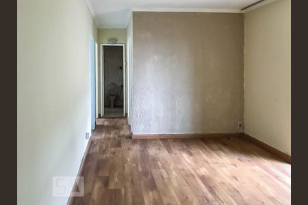 Sala de apartamento para alugar com 3 quartos, 75m² em Penha, Rio de Janeiro