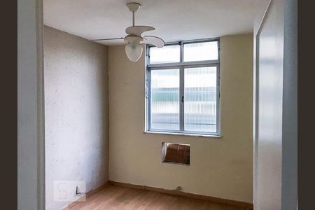 Quarto 3 de apartamento para alugar com 3 quartos, 75m² em Penha, Rio de Janeiro