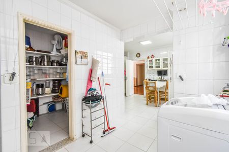 Apartamento à venda com 200m², 4 quartos e 2 vagasÁrea de Serviço