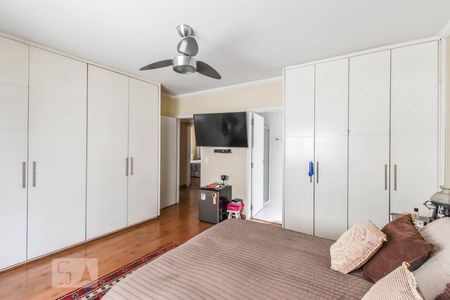 Apartamento à venda com 200m², 4 quartos e 2 vagasSuíte