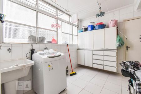 Apartamento à venda com 200m², 4 quartos e 2 vagasÁrea de Serviço